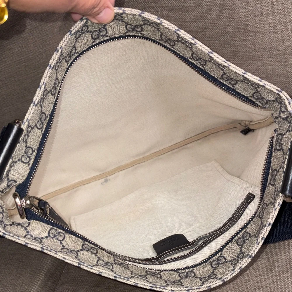 Authentic GucciGG Supreme  Messenger Crossbody Bag Blue Web Strap